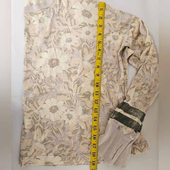 Free People FP Movement Radiate Positive Vibes Long Sleeve Floral Crewneck Sz Sm - Picture 9 of 10